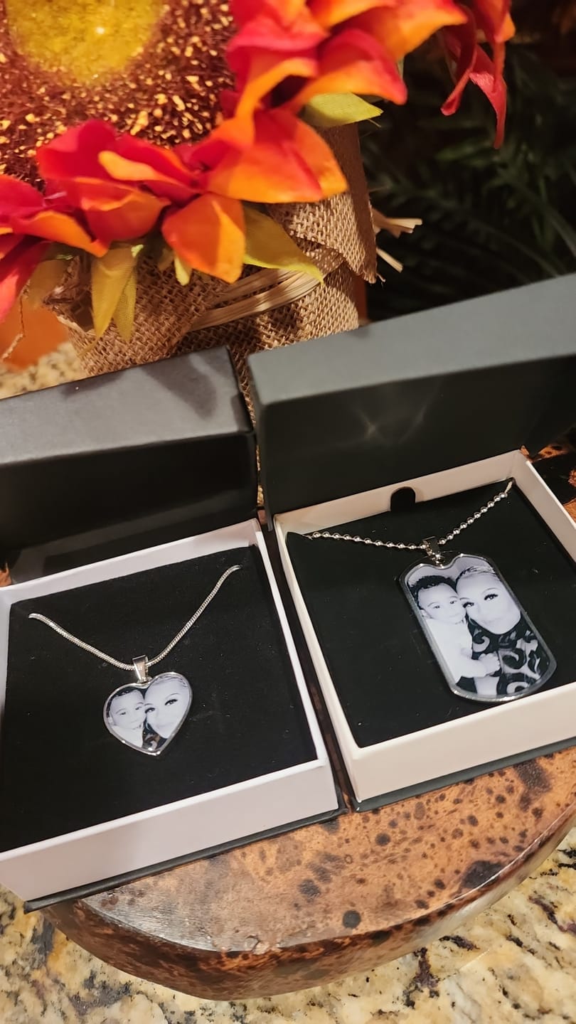 Customer photo review of Photo Engraved Necklace Memorial Gift (Manual Upload)