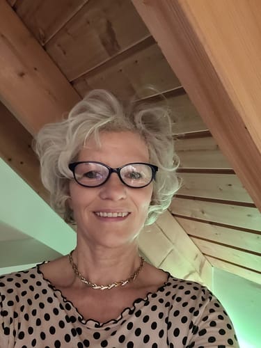 Customer photo review of 2x Augenserum mit einem Sofort-Effekt | Instant Lift Serum