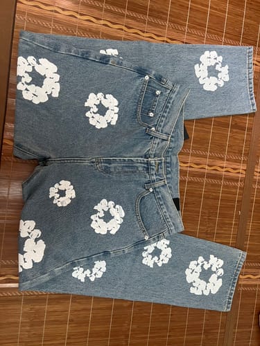 Customer photo review of DENIM TEARS VINTAGE kanye Denim Tears Jeans