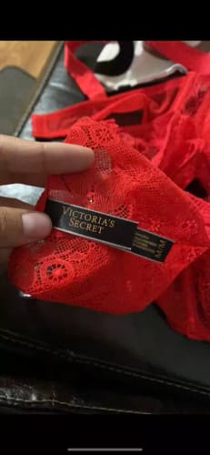 Customer photo review of VICTORIA SECRET CONJUNTO DE LENCERIA A0017