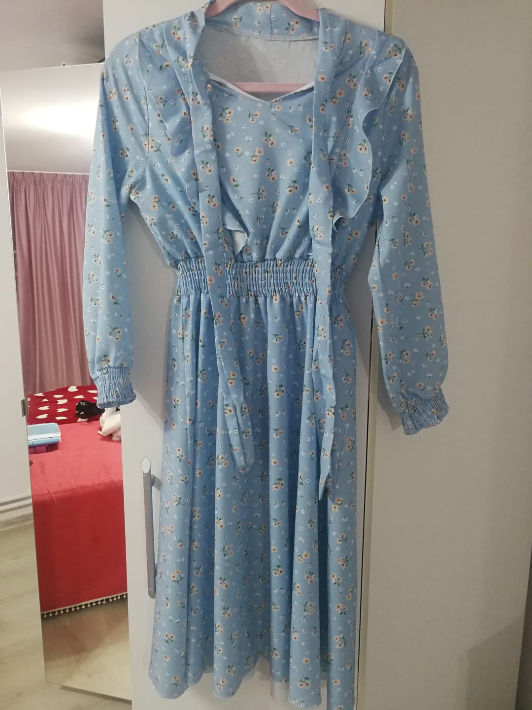 Customer photo review of Rochie Silvy albastra cu imprimeu floral si decolteu accesorizat cu nod