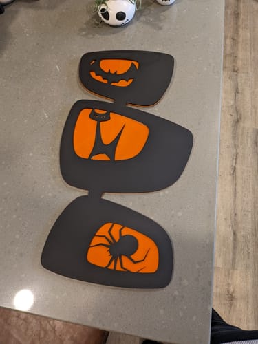 Customer photo review of Spooky Trilogy Halloween Decor