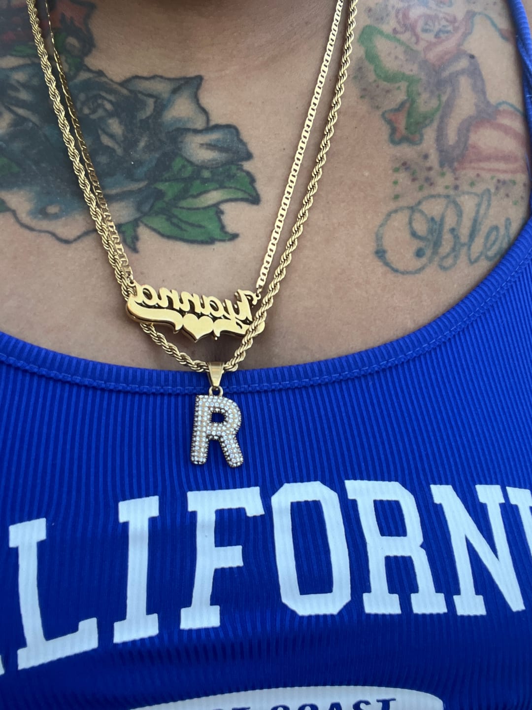 Customer photo review of Classic Heart Bar 3D Plated Name Necklace