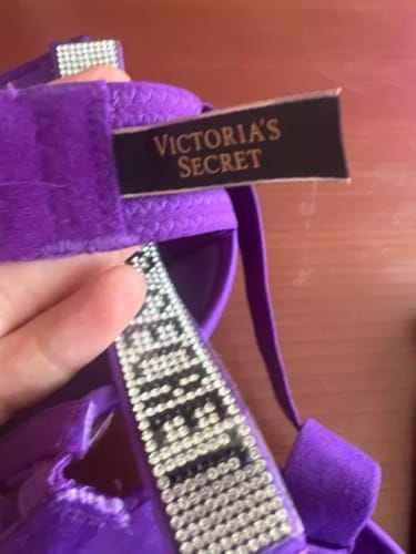 Customer photo review of VICTORIA SECRET CONJUNTO DE LENCERIA A0046