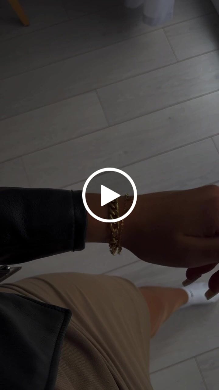 Customer video review of Plain Armband | 18K vergoldet