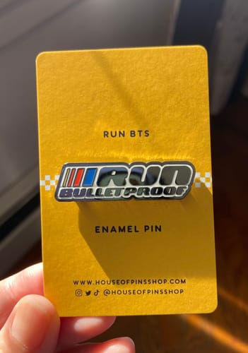 Customer photo review of Run BTS Pin