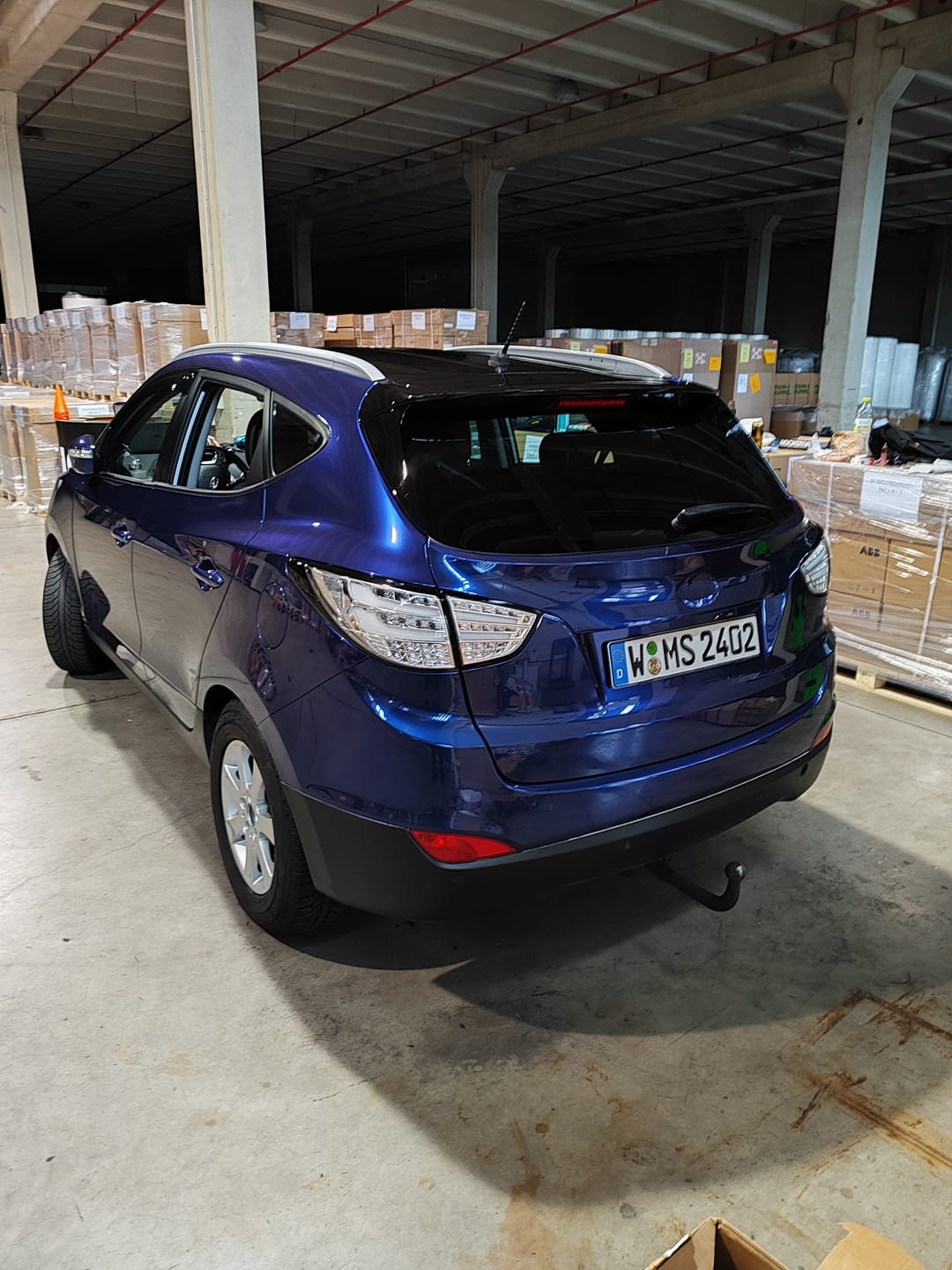 Customer photo review of Glossy Metallic Everton Blue Vinyl Wrap