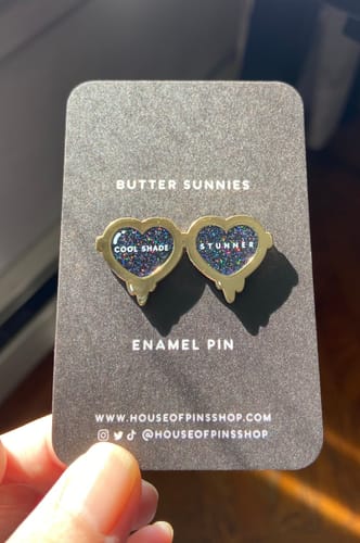 Customer photo review of Butter Sunnies Pin