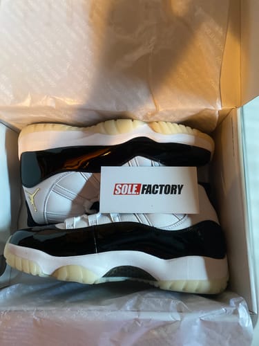 Customer photo review of Air Jordan 11 Retro 'Gratitude' 2023 Early Pairs