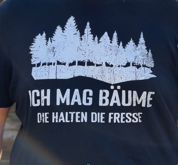 Customer photo review of Bäume halten die Fresse - Unisex Premium Bio Shirt