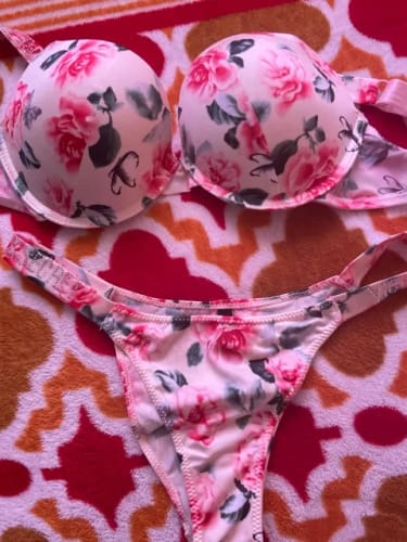 Customer photo review of VICTORIA SECRET CONJUNTO DE LENCERIA A0059