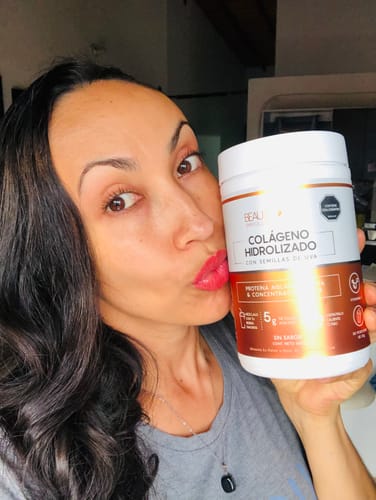 Customer photo review of COLÁGENO HIDROLIZADO CON VITAMINA C, D3, BIOTINA Y SEMILLAS DE UVA