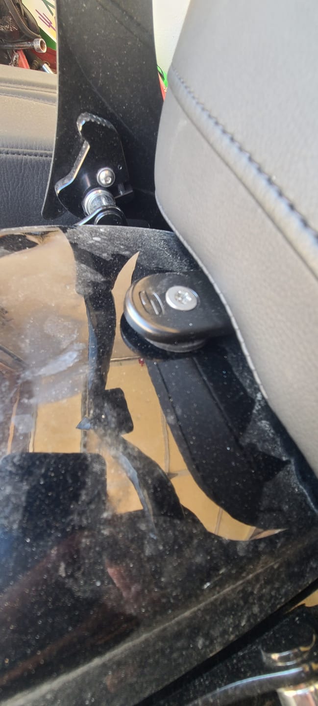 Customer photo review of SADDLEMEN BLACK SECURITY SCREW