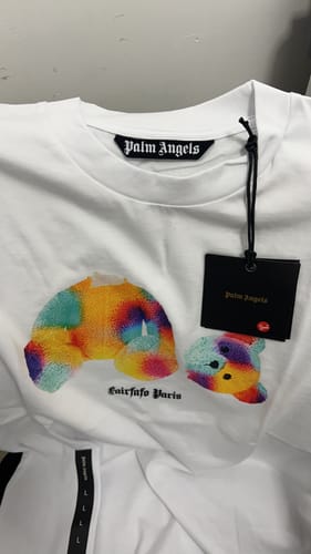 Customer photo review of PALM ANGELS T-Shirts