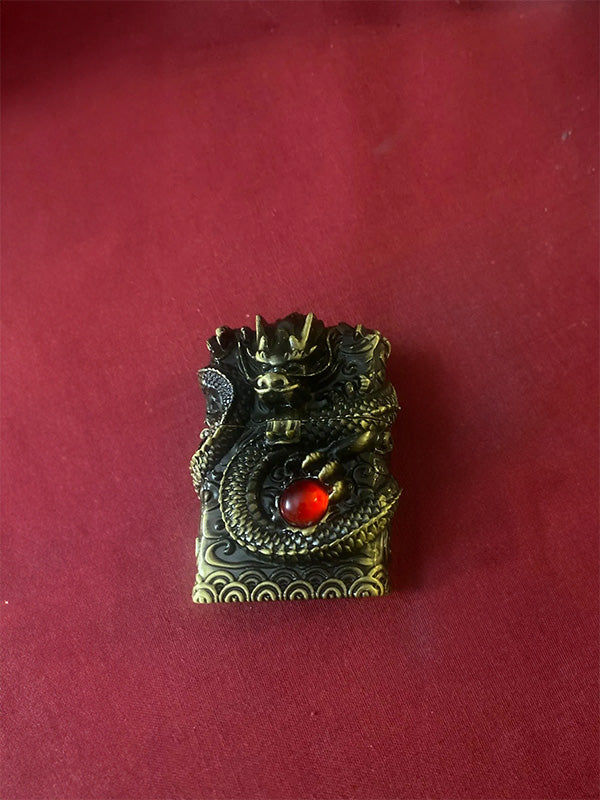 Customer photo review of Armored Dragon Lighter