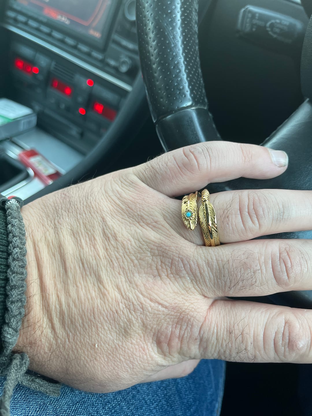 Customer photo review of Dodo. - Gold & Blue