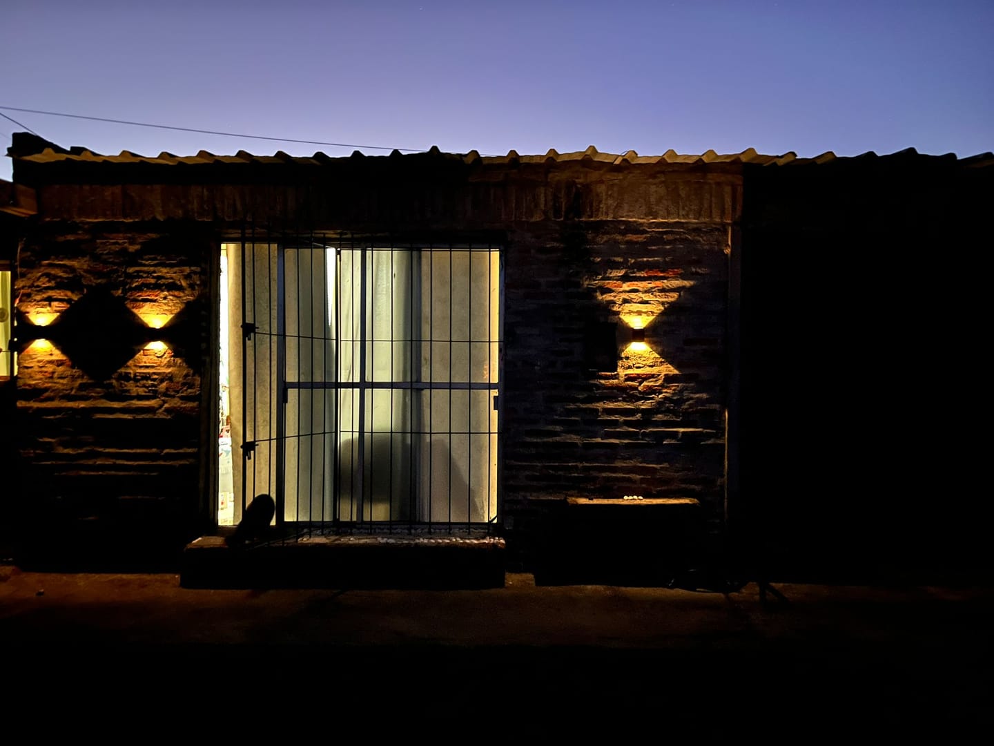 Customer photo review of Pack de 2 focos led solares decorativos Luz Dual para jardin