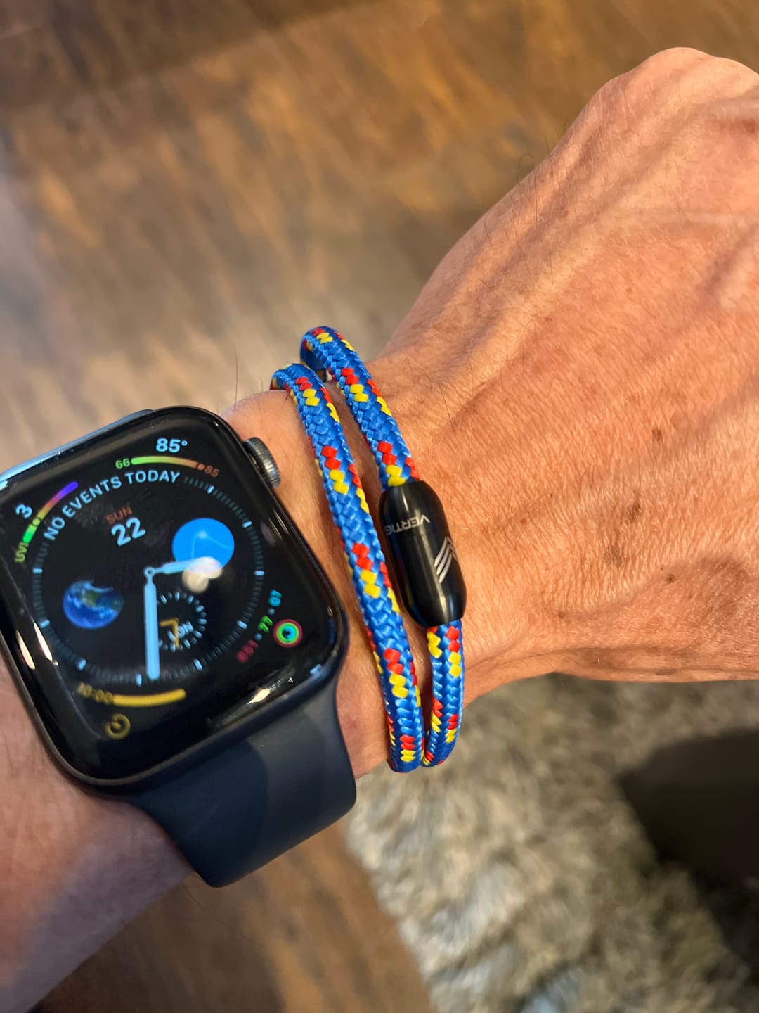 Customer photo review of Paracord Bracelet Magnetic Multicolor