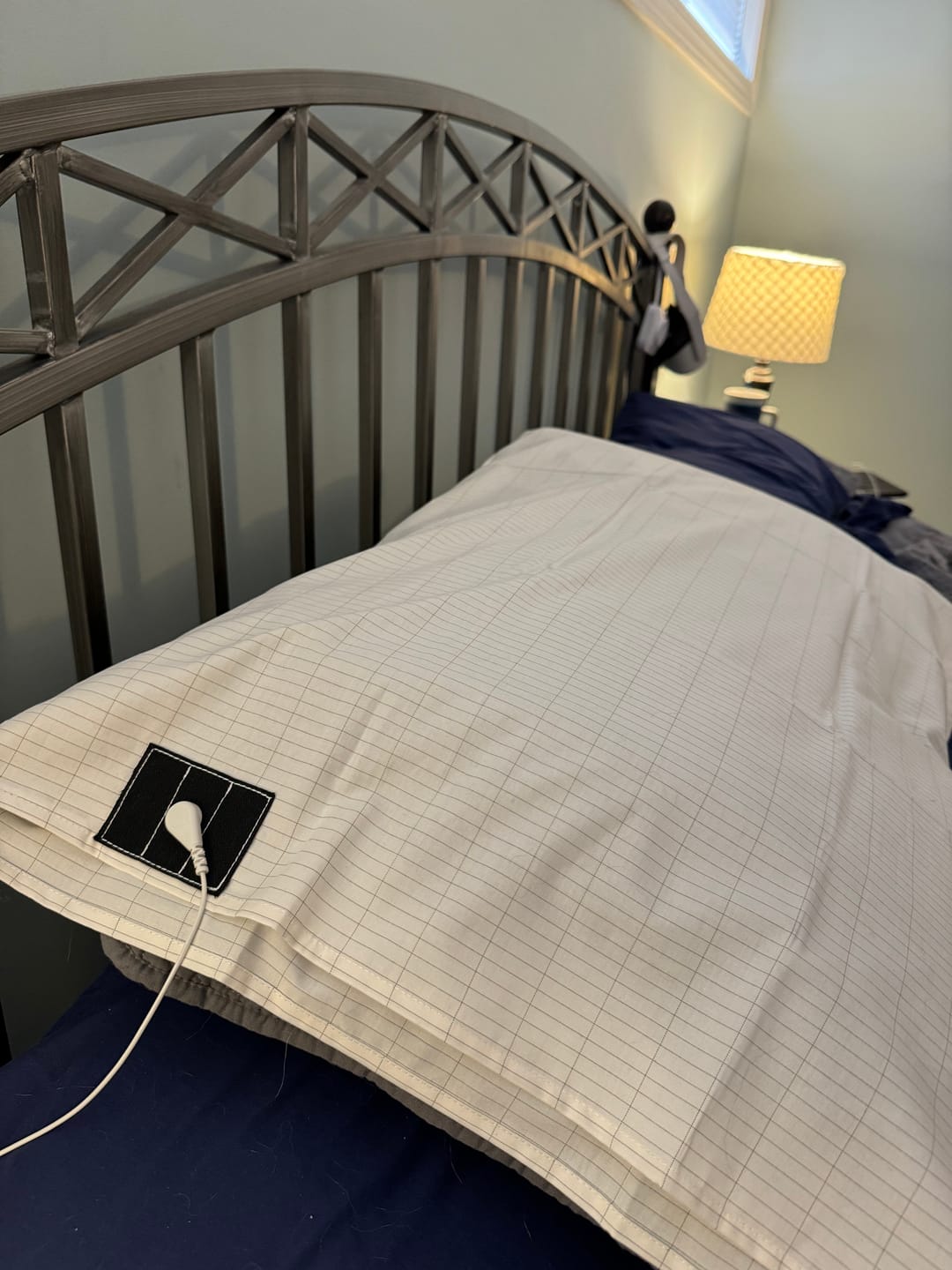 Customer photo review of Groundluxe Grounding Pillowcase w/ 15 Ft Cord - King & Queen Size in Beige or Gray