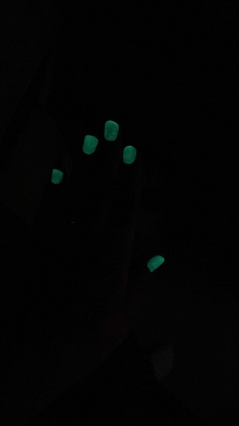 Customer photo review of Semilac 443 Spooky Blue UV Gel Polish 7ml