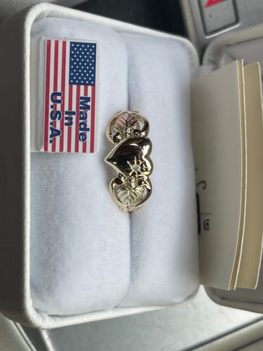 Customer photo review of Diamond & Heart Ring - Black Hills Gold