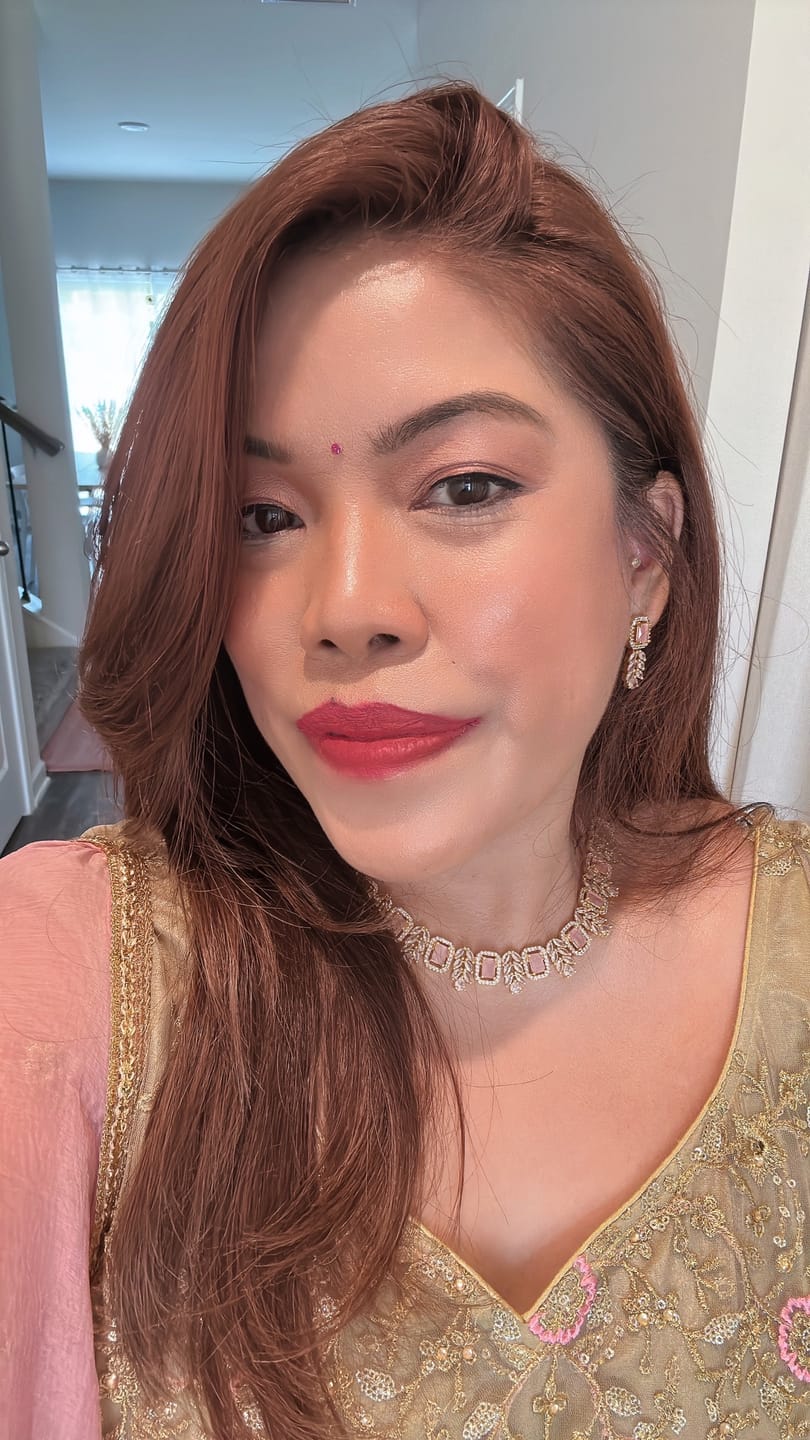 Customer photo review of Oishi - Classic Necklace Set With Top Earrings
