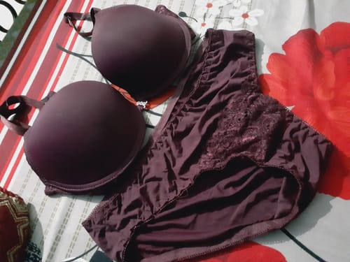 Customer photo review of Maroon Marshmallow Padded Set