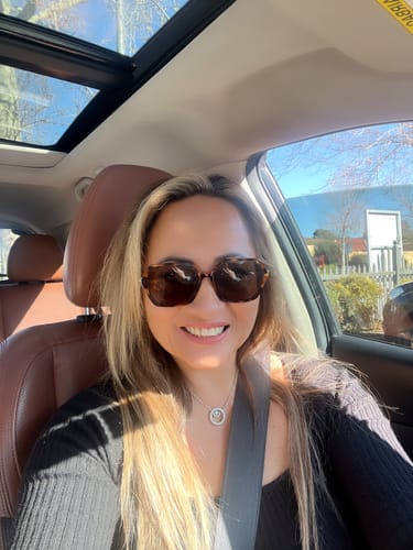 Customer photo review of H2D Linear II Straightener Rose Gold