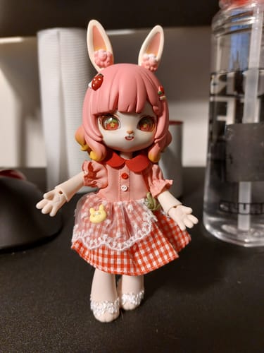 Customer photo review of Bonnie Season 2 Sweet Heart Party Series Action Figure BJD Blind Box【Pre-order in September/October】