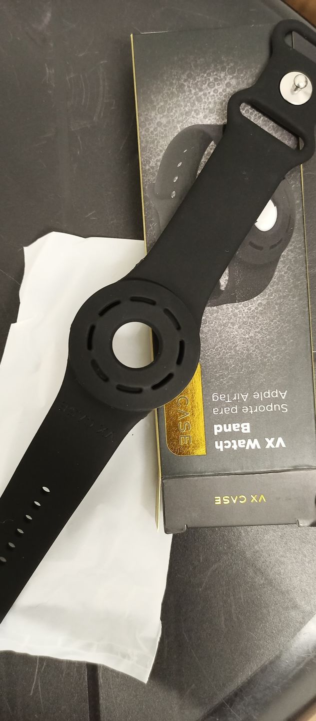 Customer photo review of Pulseira para AirTag VX Watch Band