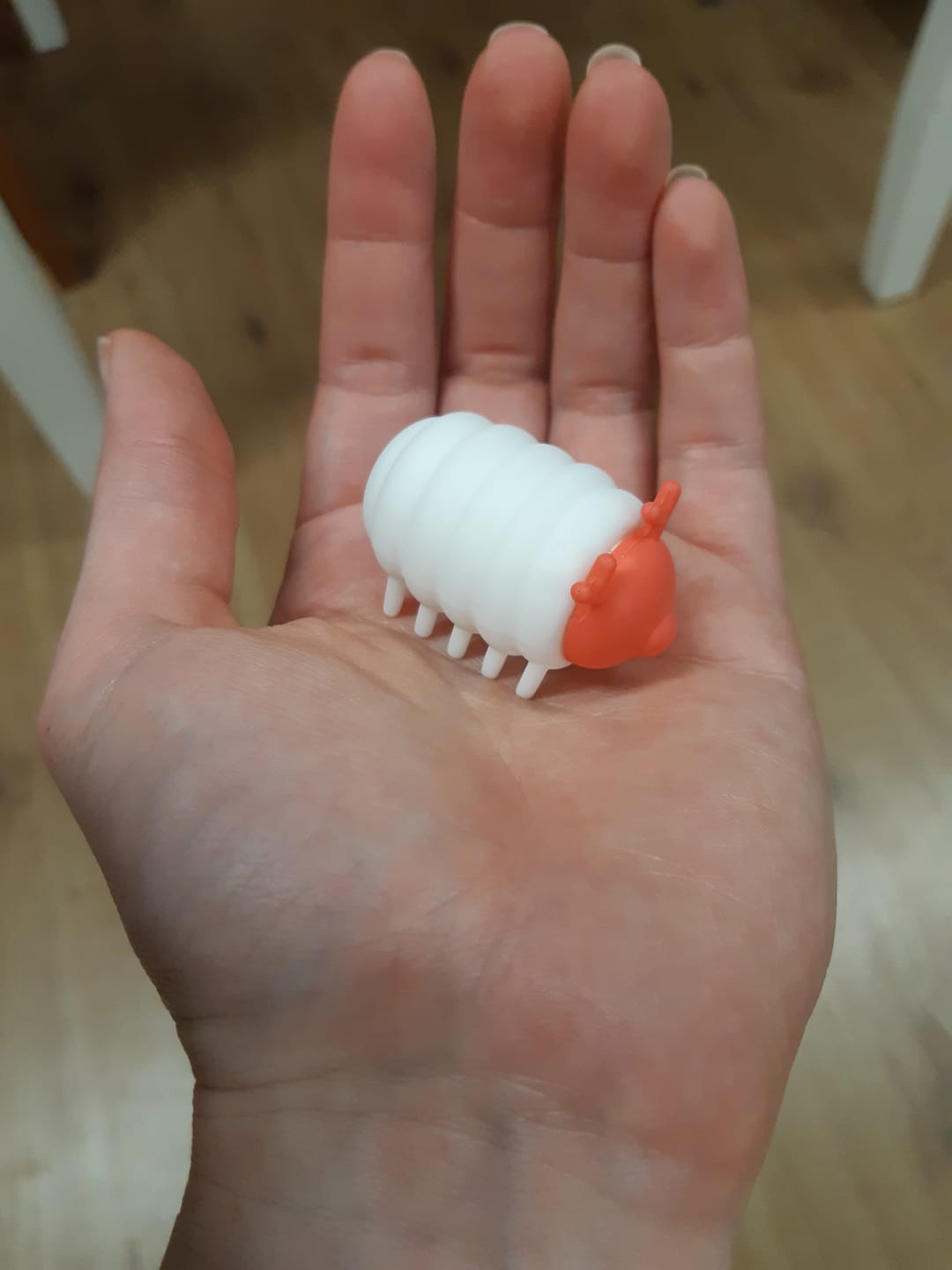Customer photo review of Mayitwill MeowMate Automatic Little Monster Cat Toy