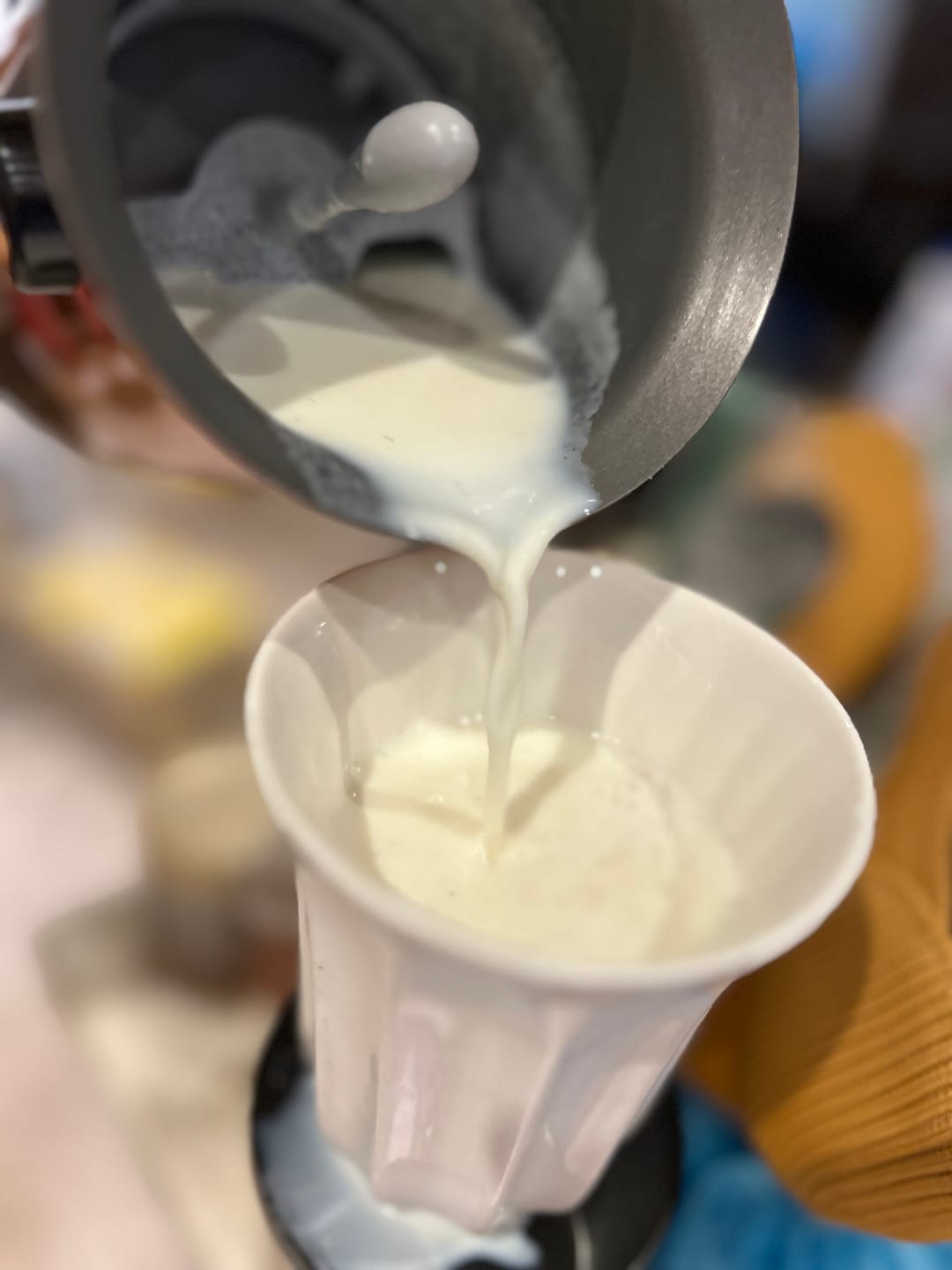 Customer photo review of Vanilla White Hot Chocolate Flakes