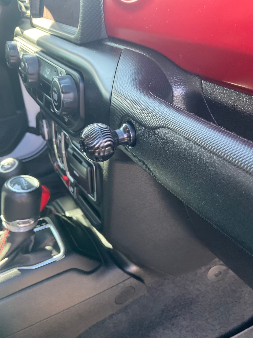Customer photo review of Gladiator JT Grab Bar Ball Mount