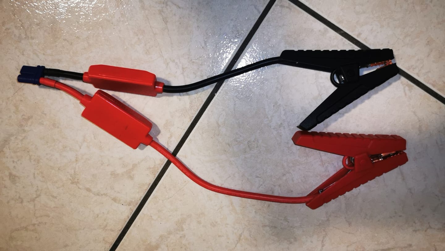 Customer photo review of VTOMAN Jumper Cable for VTOMAN Jump 1800/1500X/600X/FlashSpeed 1500/1000 Power Stations