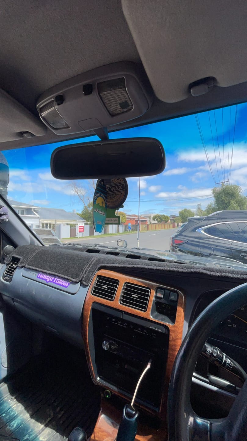 Customer photo review of Hilux Surf Carpet Dash Mat l 3rd Gen 96 - 02