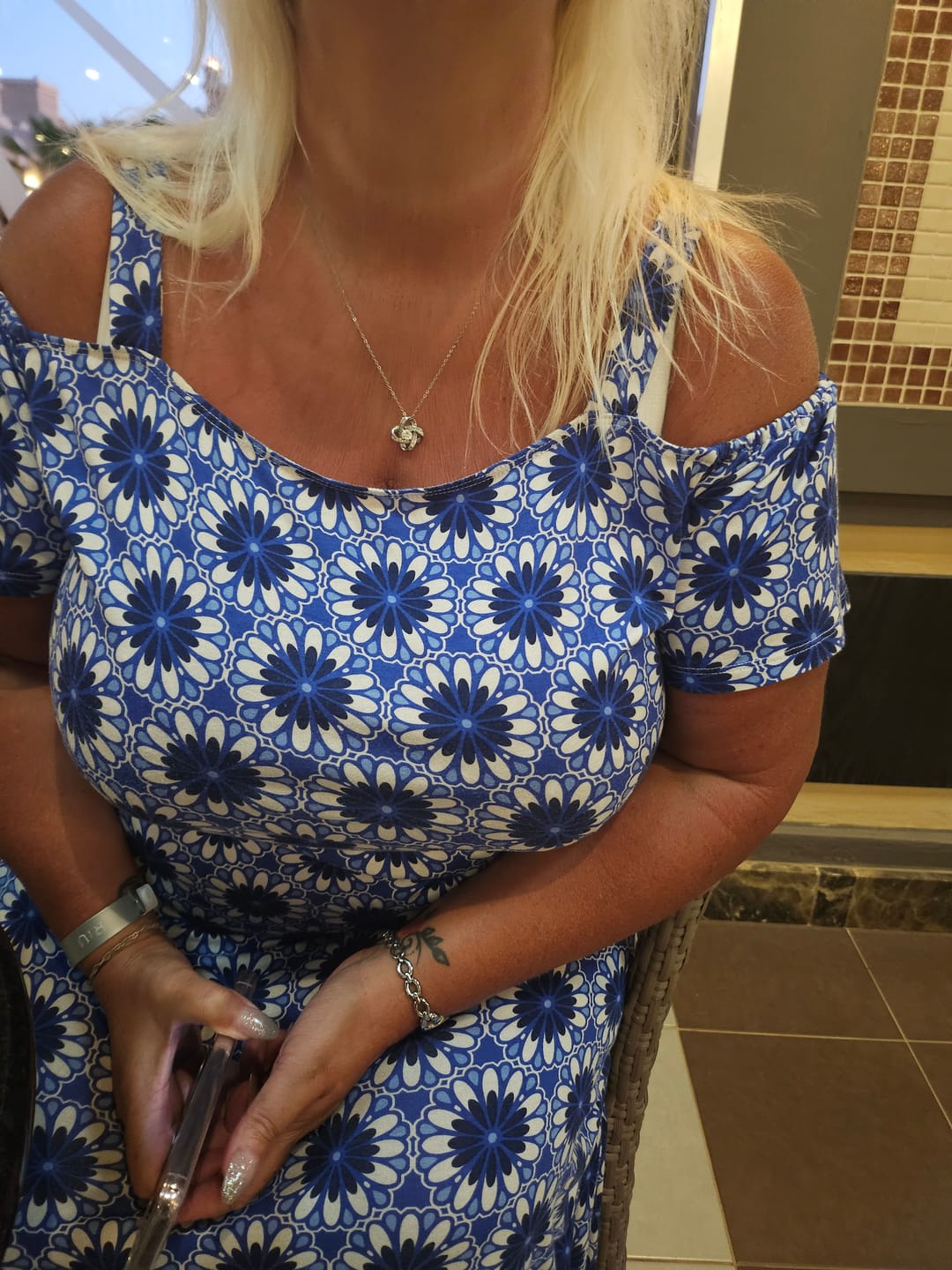 Customer photo review of To My Wonderful Wife Silver Love knot necklace