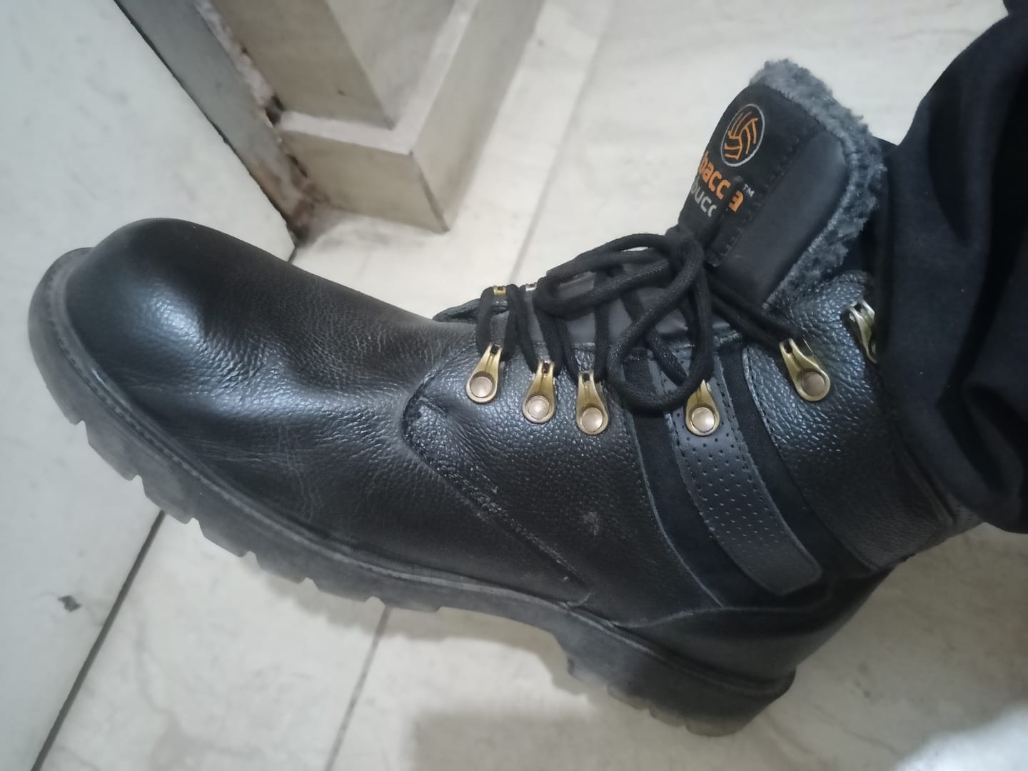 Customer photo review of Bacca Bucci Genuine Grain Leather Boots | Snow Boots with 6 Inches Steel Toe Cap