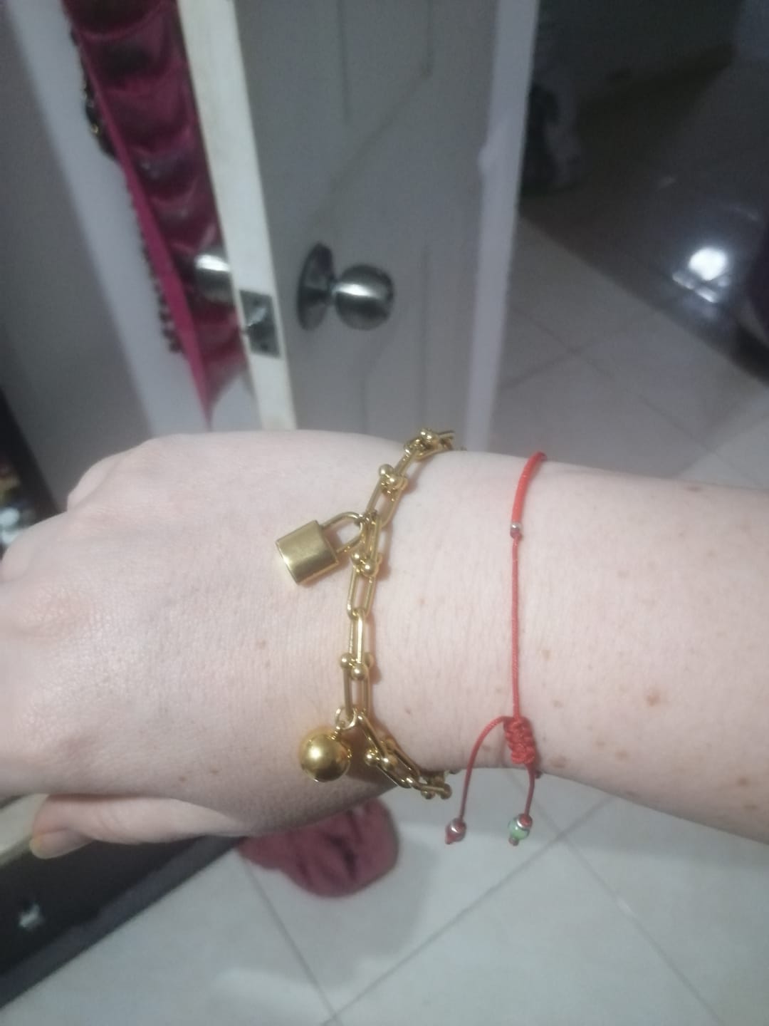 Customer photo review of Pulsera Sabina