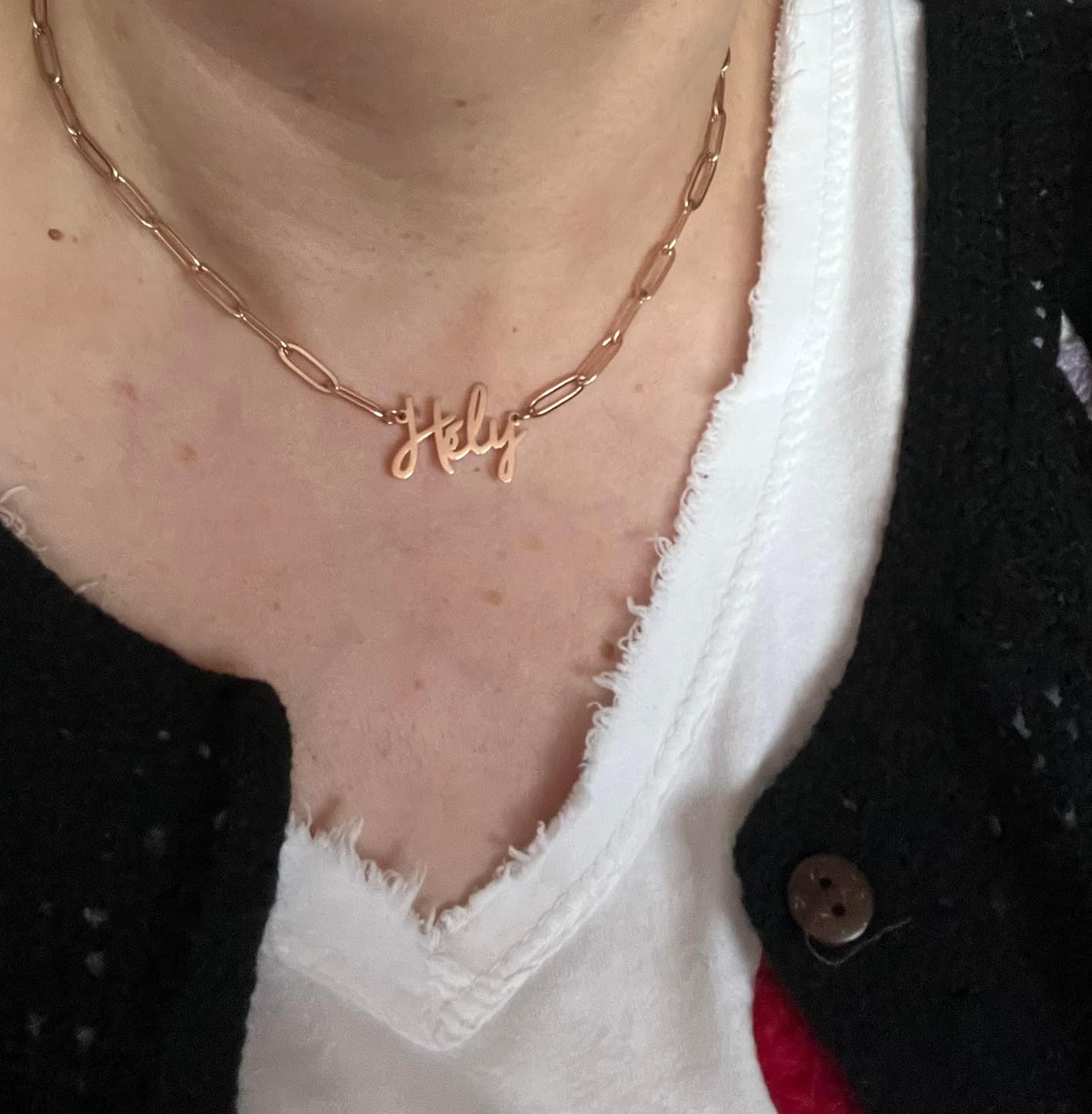 Customer photo review of Collier Prénom Script