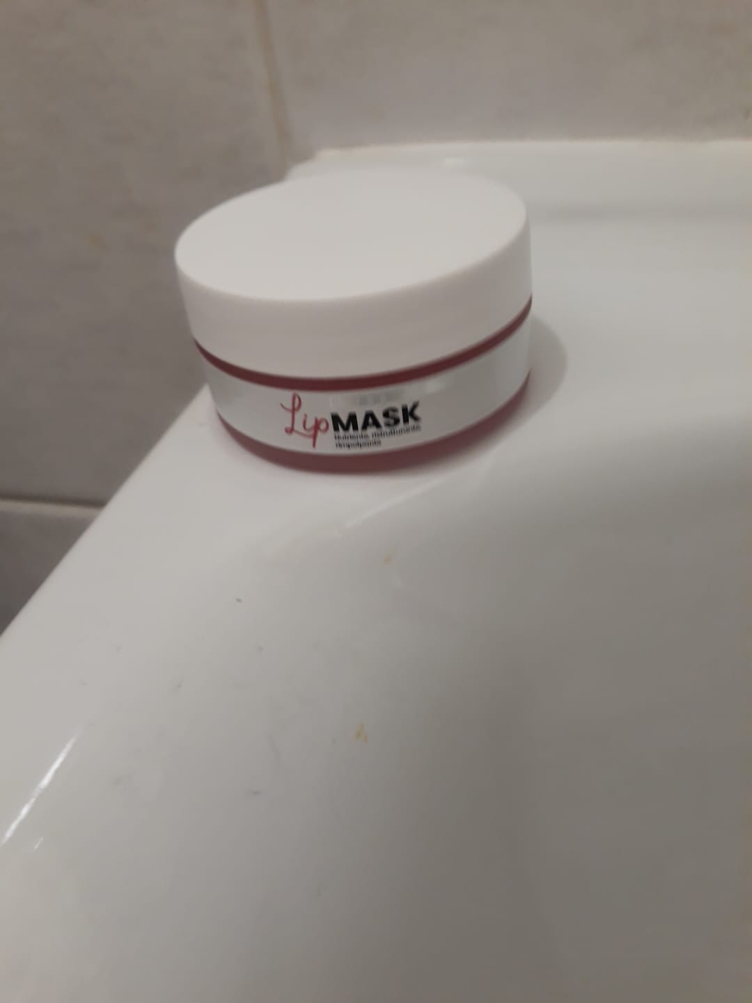 Customer photo review of Ultra Lip Mask