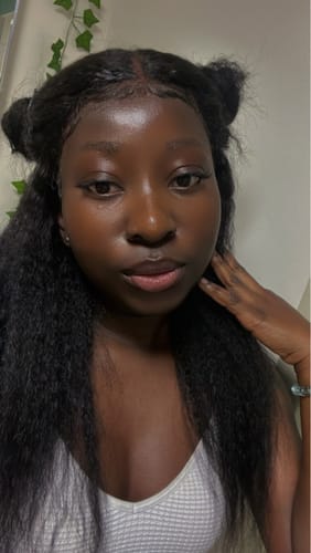 Customer photo review of 4C Edges | Luvwin 180% Density Undetectable Kinky Straight Kinky Edges Lace Glueless Wig | Afro Inspired