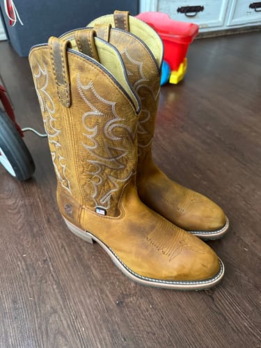 Customer photo review of Double H Men's Dylan Domestic Steel Toe ICE Western Work Boots DH1592
