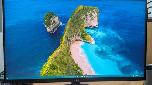 Customer photo review of Monitor LG 32QN55T-B 32" QHD IPS HDR10 With FreeSync