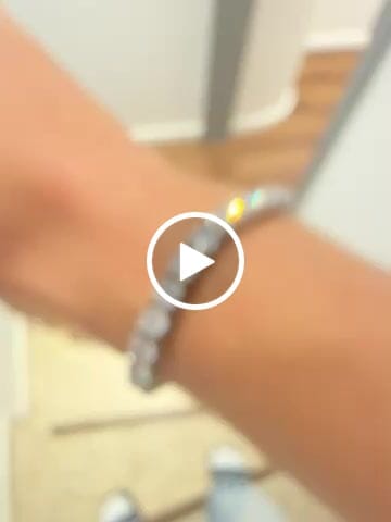 Customer video review of TENNISBOY BRACELET. - 5MM WHITE GOLD