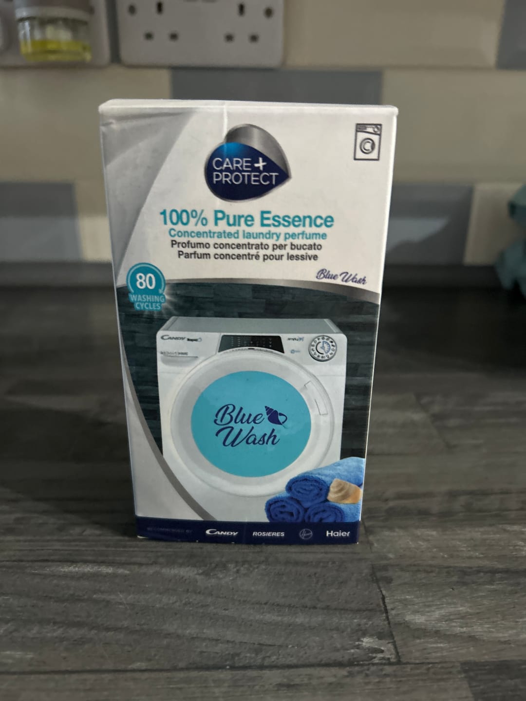 Customer photo review of Blue Wash Laundry Perfume In-Wash Scent Booster, Long Lasting Active Formula, 100ml/400ml, up to 20/80 washes