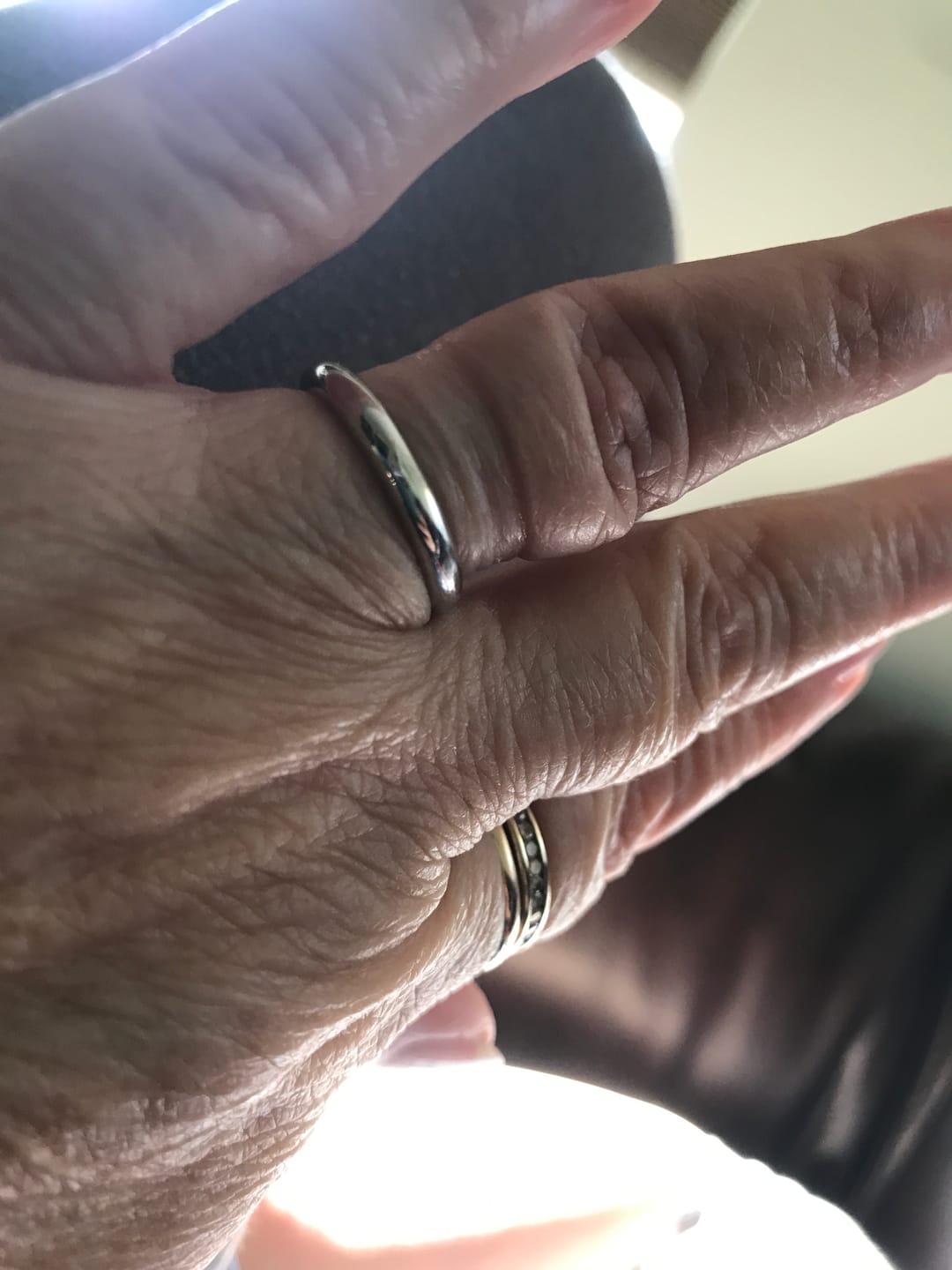 Customer photo review of High Polished Classic Comfort Fit Wedding Band