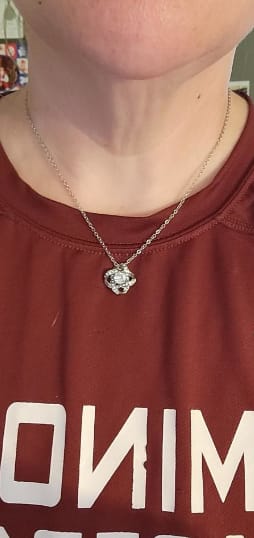 Customer photo review of Aan Mijn Dochter - Love Knot Ketting - Liefs, Papa