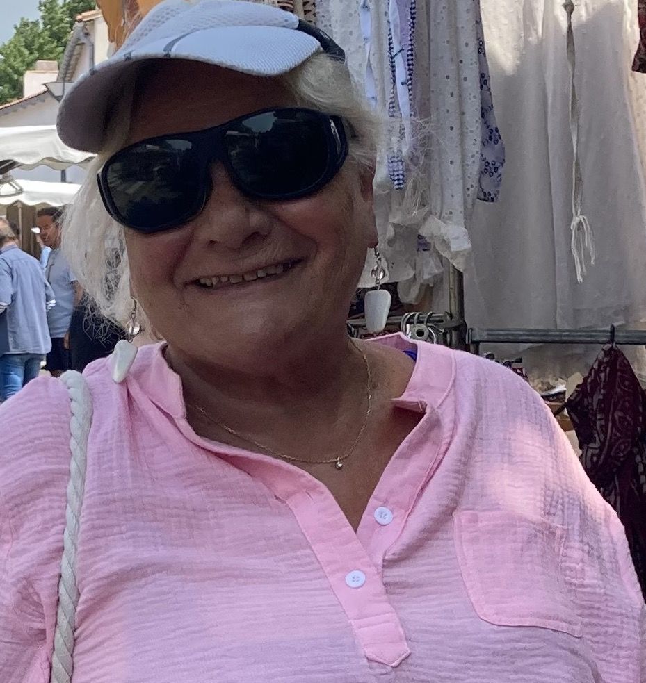 Customer photo review of Chemisier pour Femme Grande Taille Tendance et Confortable