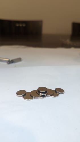 Customer photo review of מגנט ניאודימיום N52 עגול קוטר 12 מ"מ 10 יחידות