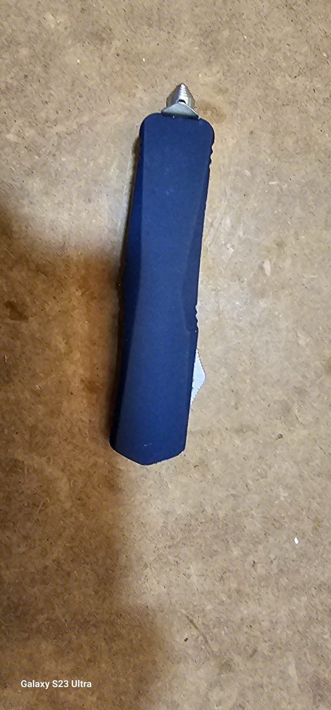 Customer photo review of Blue Ghost OTF Knife (Multiple Blade Styles Available)